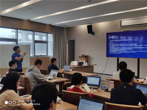 中国互联网协会首批工业和信息化区块链应用开发工程师（初级）岗位能力提升培训圆满结束