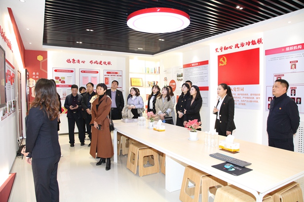 实业集团与澄合矿业联合开展党建交流互助活动