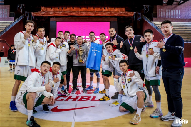 西安高新一中篮球队重登中国高中篮球联赛陕西赛区之巅