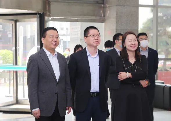 西安银行总行行长梁邦海来访陕文投集团